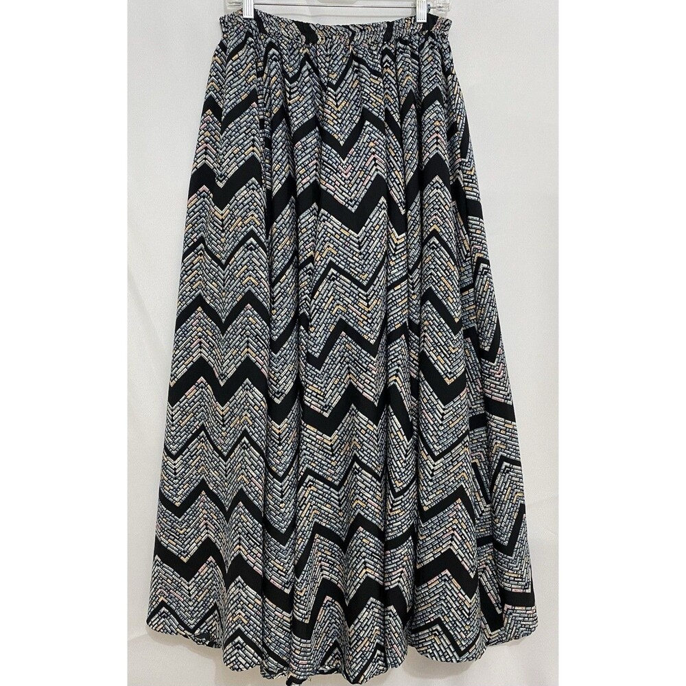 Magic Women’s XL Black Geometric Chevron Print Elastic Waist Maxi Skirt